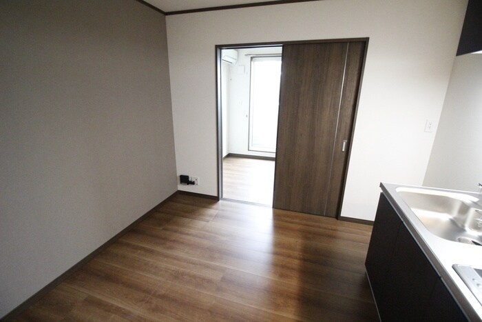 物件内観写真7　(居室)