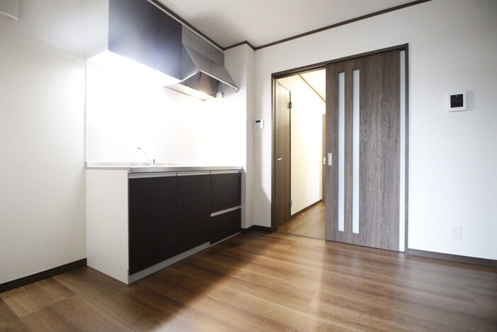 物件内観写真8　(居室)