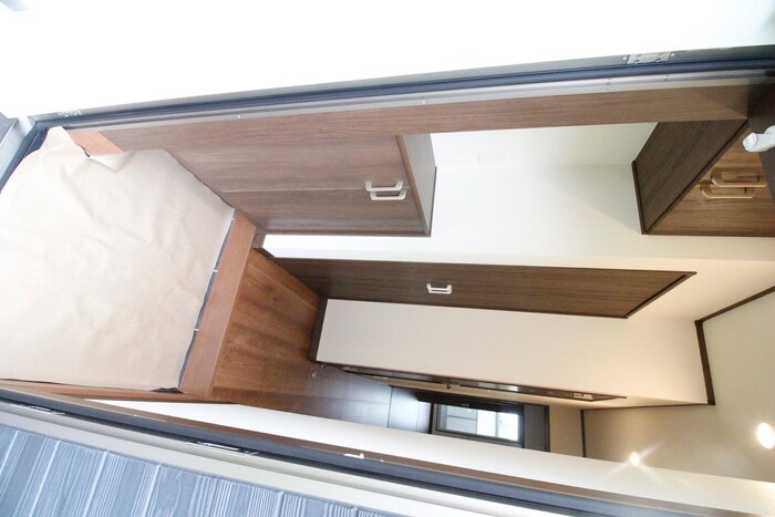 物件内観写真14　(玄関)