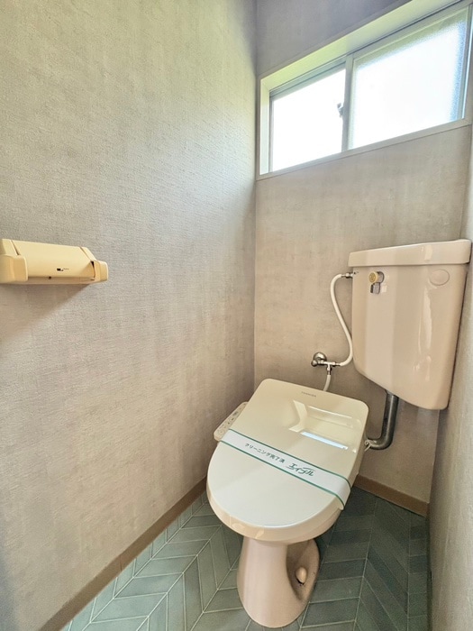 物件内観写真8　(トイレ)