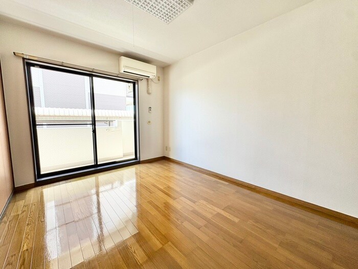 物件内観写真16　(居室)