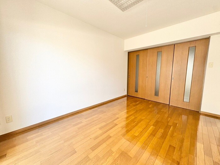 物件内観写真18　(居室)