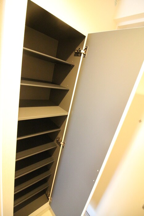 物件内観写真17　(靴箱)