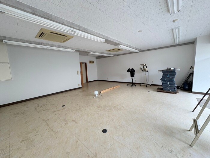 物件内観写真9　(廊下)