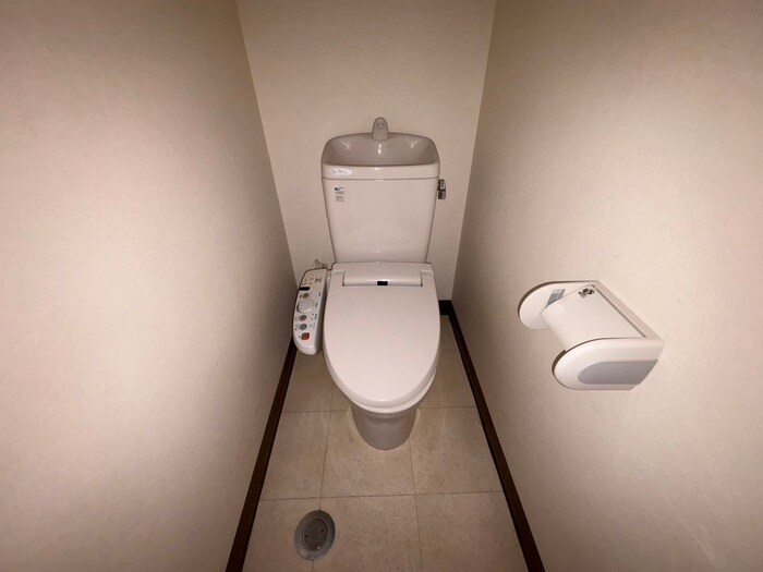 物件内観写真12　(トイレ)