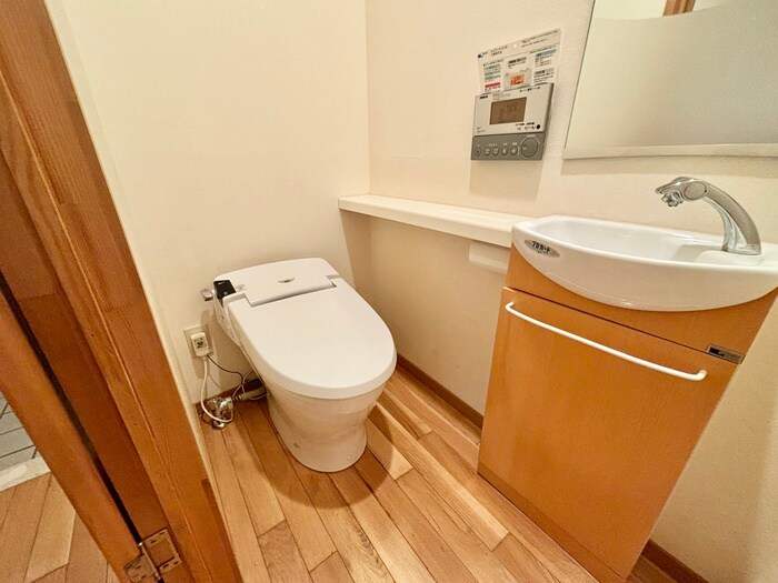 物件内観写真19　(トイレ)