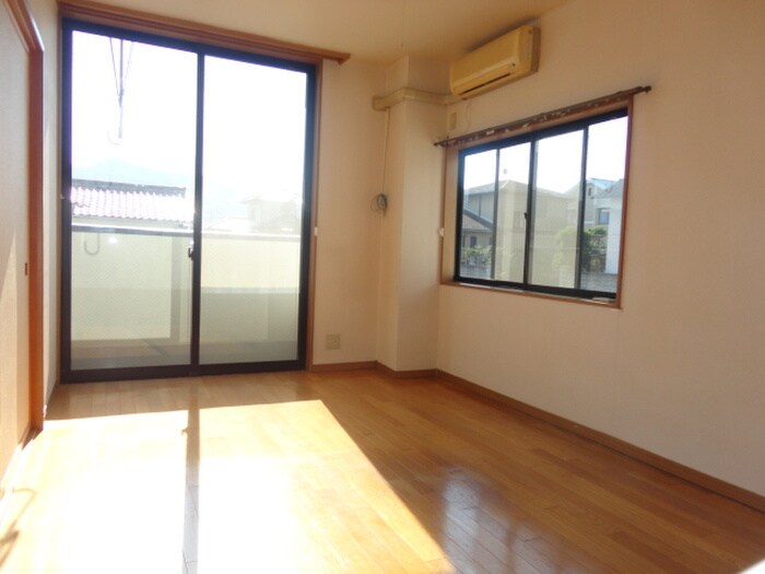 物件内観写真10　(居室)