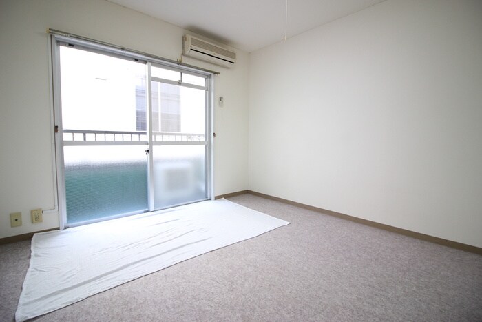 物件内観写真17　(室内からの展望)