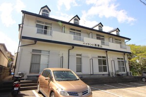 ハイランド西勝山外観写真