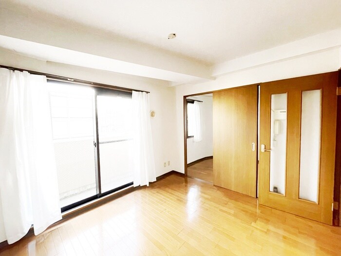 物件内観写真8　(居室)