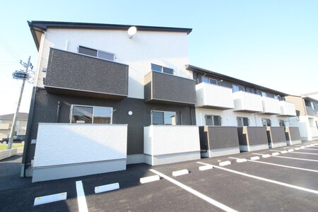 カーサ・アルバⅢ外観写真