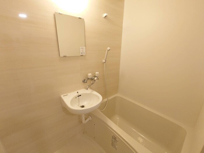 物件内観写真12　(バス／シャワールーム等)