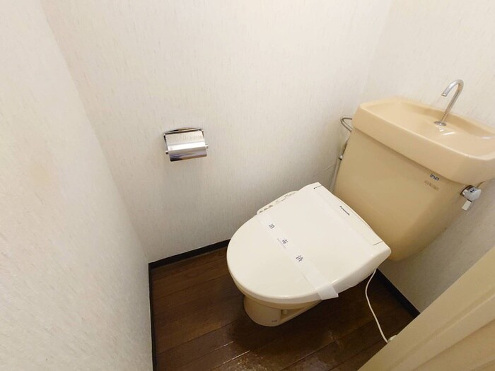 物件内観写真14　(トイレ)