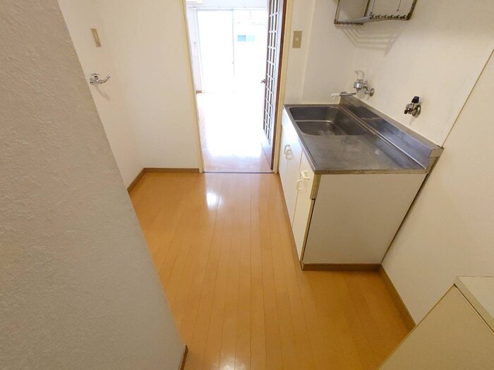 物件内観写真20　(廊下)