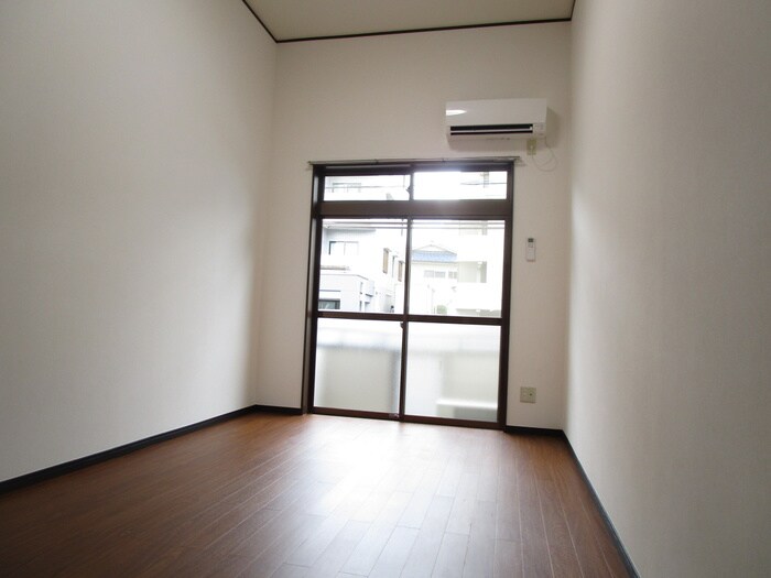 ドミールＳＵＺＵＫＩの居室