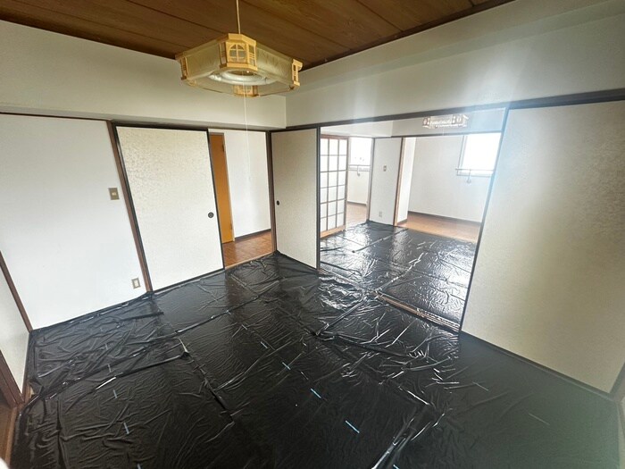 物件内観写真11　(居室)