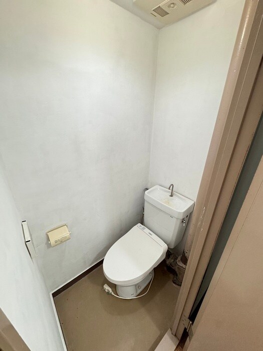 物件内観写真16　(トイレ)