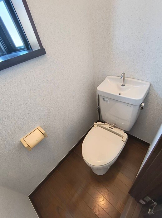 物件内観写真10　(トイレ)