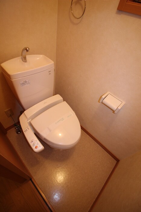 物件内観写真12　(トイレ)