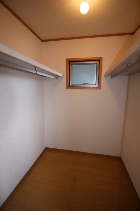 物件内観写真19　(収納)