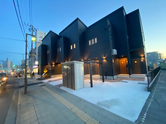 物件外観写真5　(外観写真)