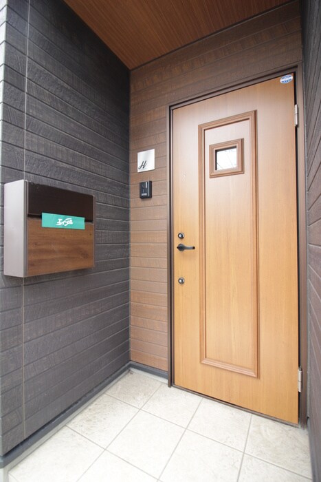 物件内観写真17　(玄関)