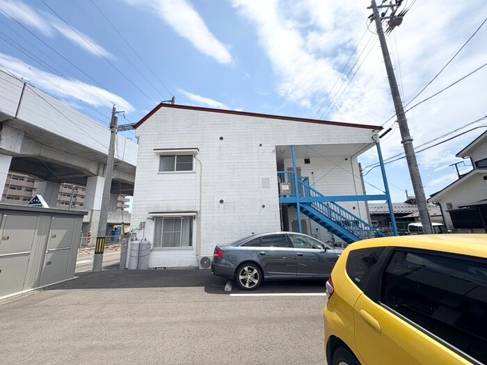 物件外観写真3　(外観写真)