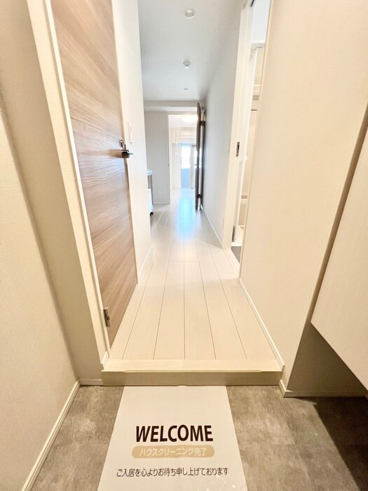 物件内観写真16　(廊下)