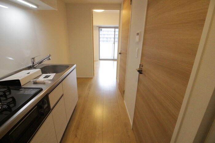 物件内観写真16　(廊下)