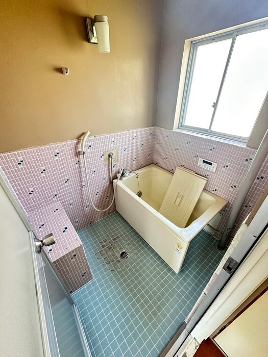 サンアロ－ズ名取のバス