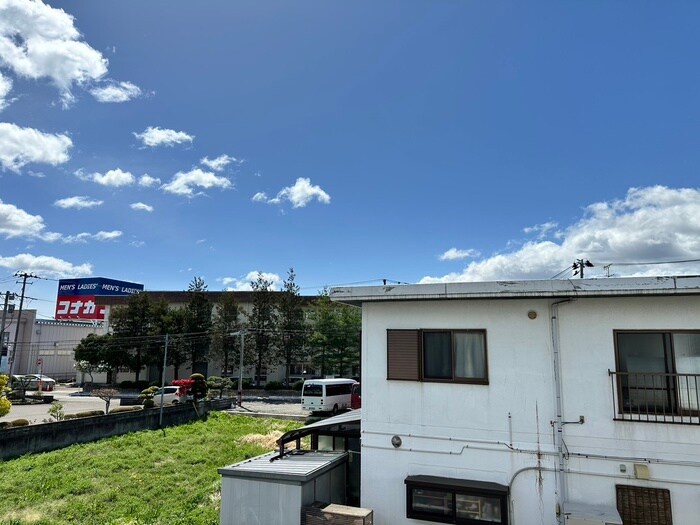 物件内観写真22　(室内からの展望)