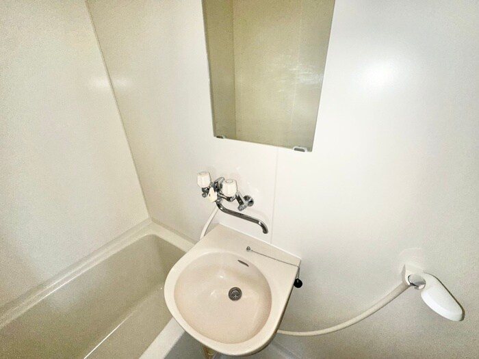 物件内観写真12　(洗面)