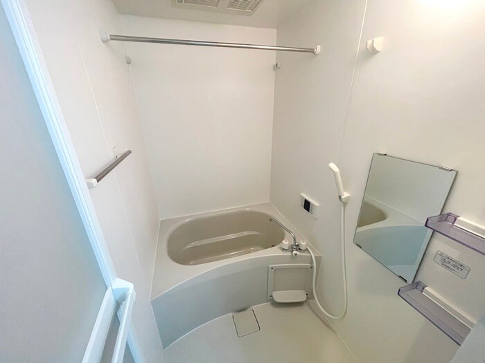 物件内観写真12　(バス／シャワールーム等)