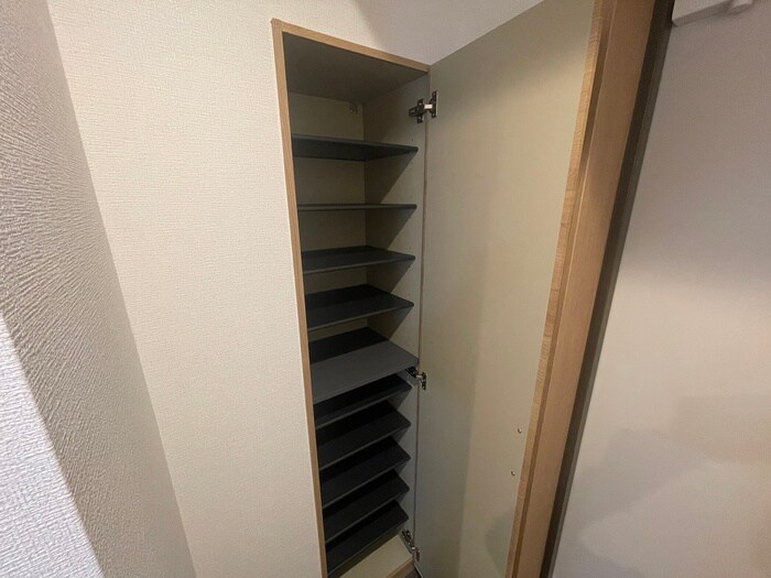 物件内観写真19　(靴箱)