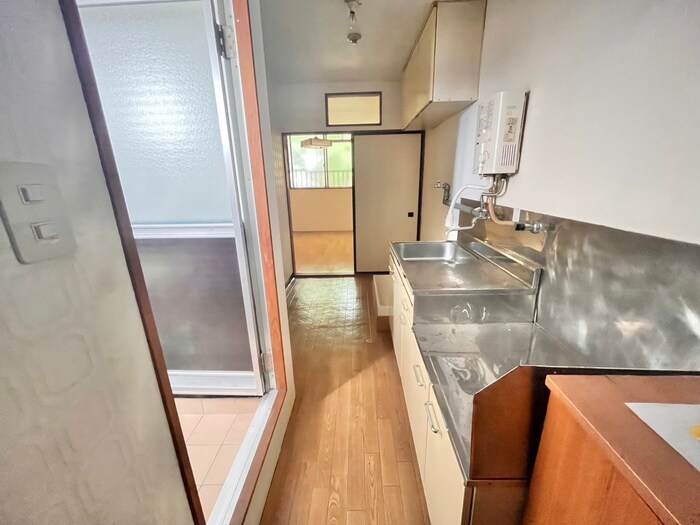 物件内観写真18　(廊下)