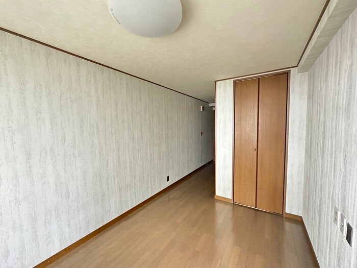 物件内観写真15　(居室)