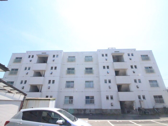 物件外観写真5　(エントランス部分)