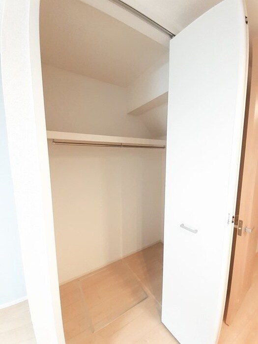 物件内観写真13　(収納)