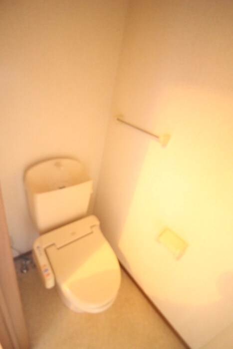 物件内観写真12　(トイレ)