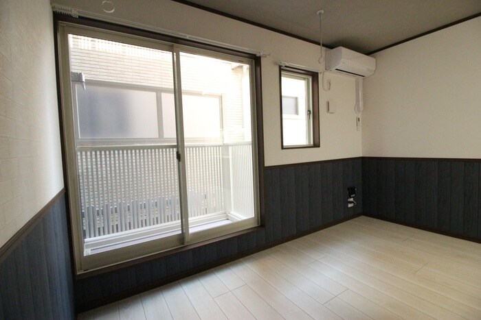 物件内観写真10　(居室)