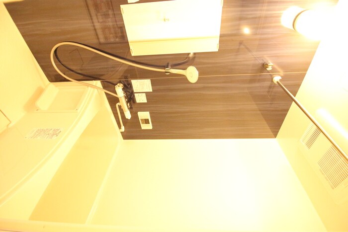 物件内観写真12　(バス／シャワールーム等)