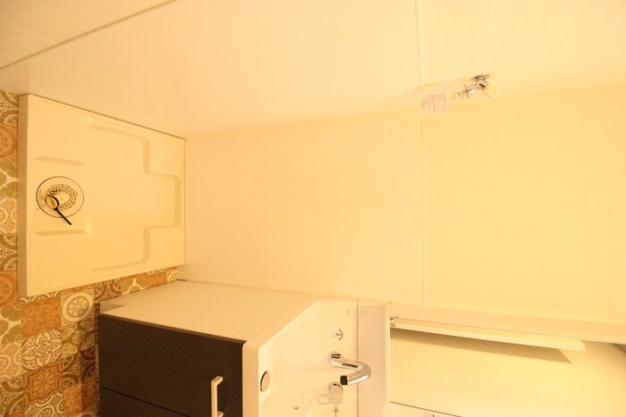 物件内観写真14　(洗濯機置場)