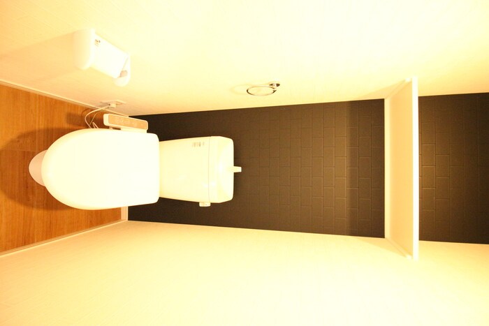 物件内観写真15　(トイレ)