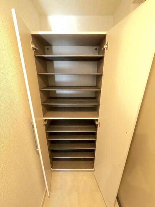 物件内観写真19　(靴箱)
