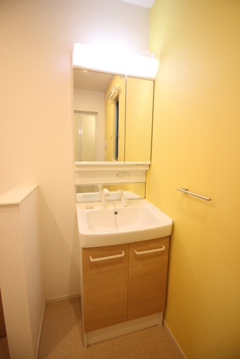 物件内観写真11　(洗面)