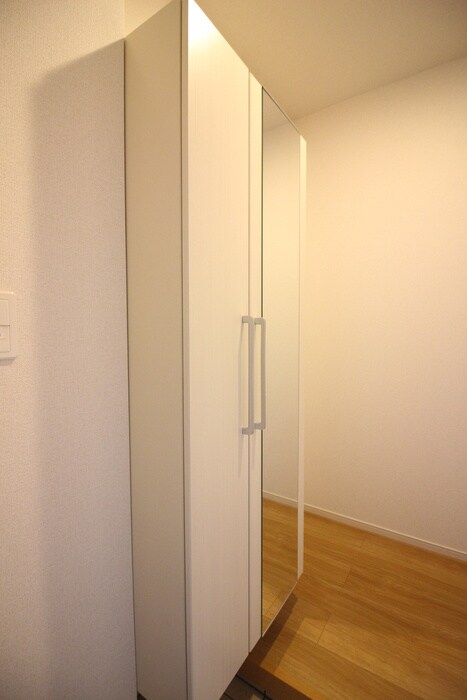 物件内観写真15　(靴箱)