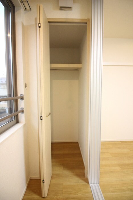 物件内観写真22　(収納)