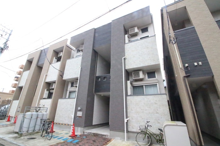 物件外観写真1　(外観写真)