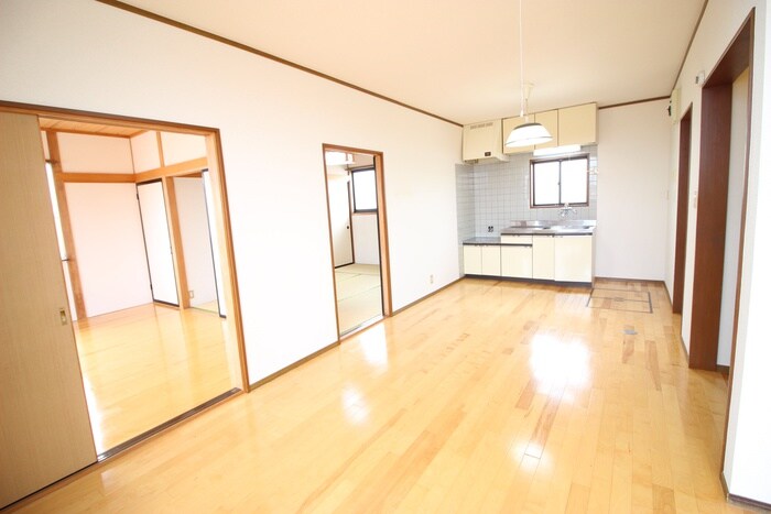 物件内観写真8　(居室)