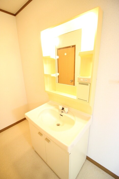 物件内観写真13　(洗面)